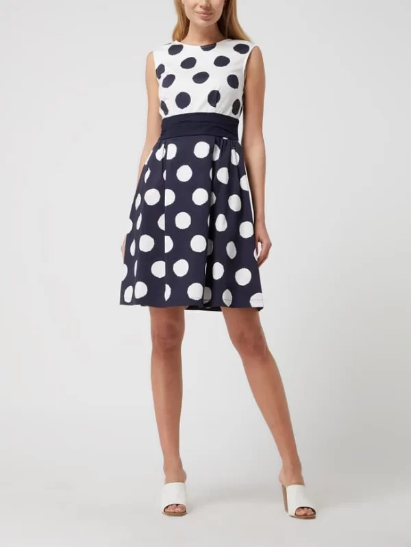 APART Kleid Mit Polka Dots – Marineblau 1